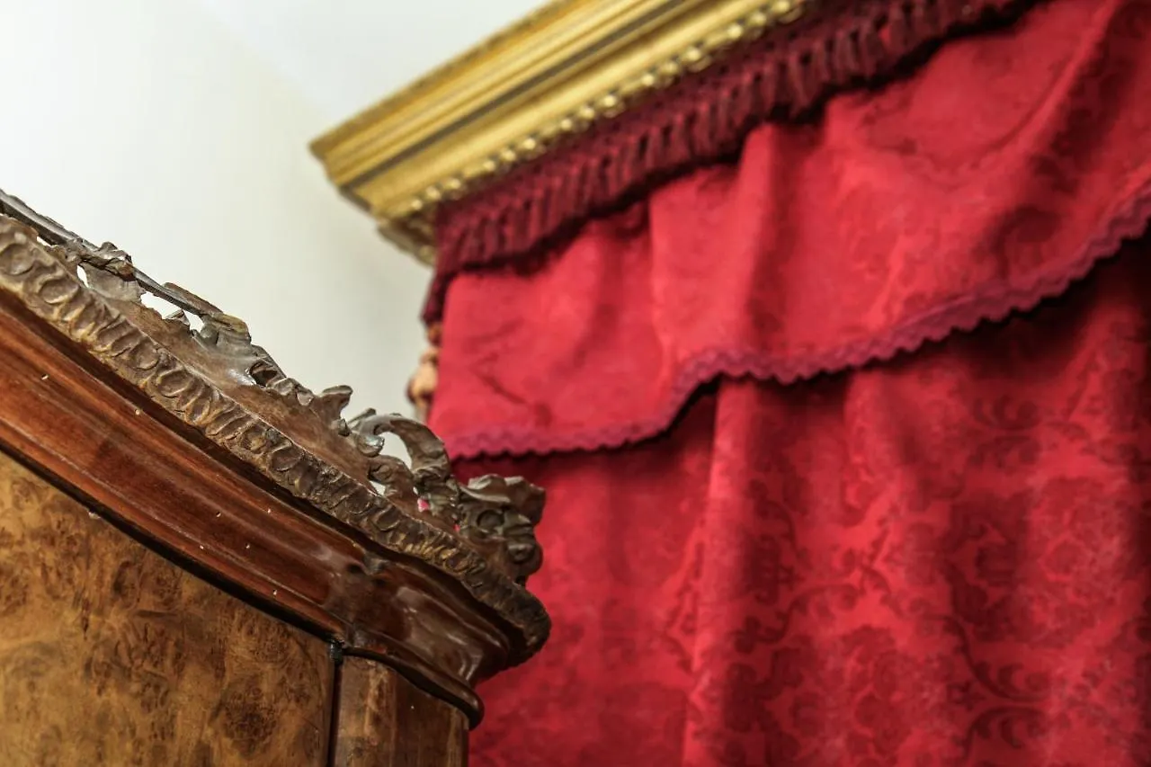 Well Come - Palazzo Reale Hotel Naples Guest house